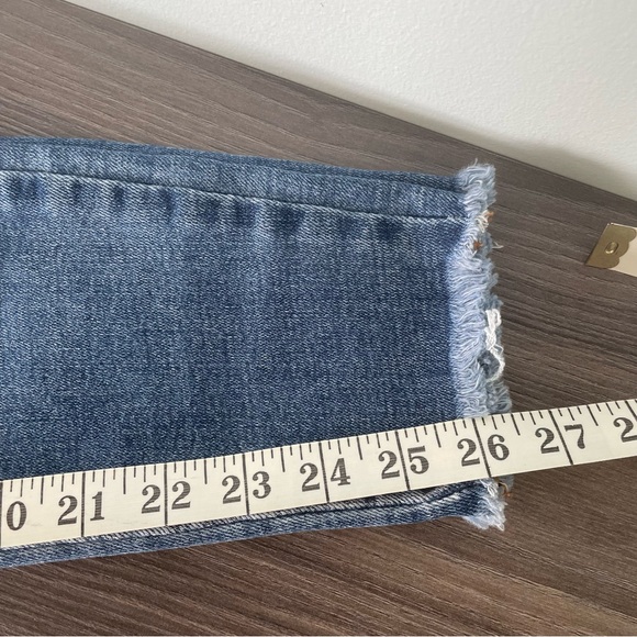 Stradivarius High-waisted Medium Blue Skinny Flower Embroidered Jeans - Picture 13 of 13